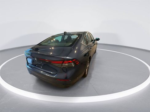Used 2024 Honda Accord EX image 8