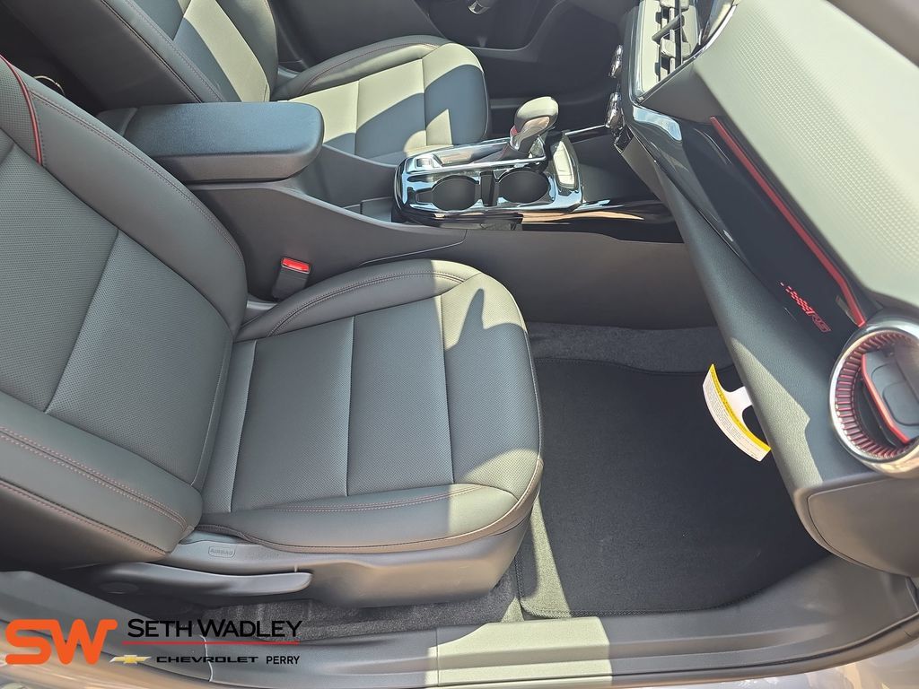 New 2026 Chevrolet Trax RS w/ Driver Confidence Package FWD image 10