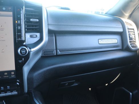 Used 2024 RAM 2500 Laramie w/ Sport Appearance Package image 29