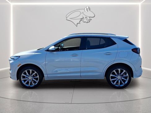 Used 2024 Buick Encore GX Avenir w/ Avenir Technology Package AWD/4WD image 4