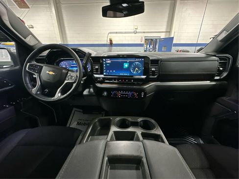 Used 2023 Chevrolet Silverado 1500 LT AWD/4WD image 26
