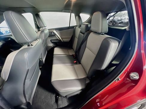 Used 2014 Toyota RAV4 Limited w/ Technology Package FWD image 27
