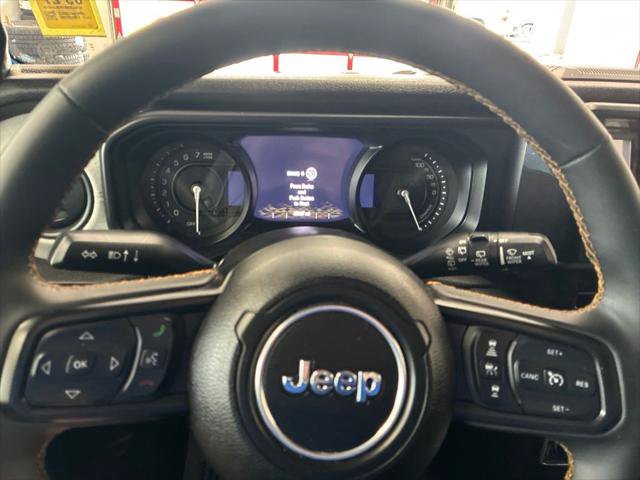 Certified 2024 Jeep Wrangler Unlimited w/ Convenience Group AWD/4WD image 46