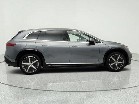 Used 2023 Mercedes-Benz EQS 580 4MATIC SUV image 4