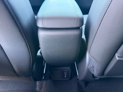 Used 2023 Buick Encore GX Preferred AWD/4WD image 17