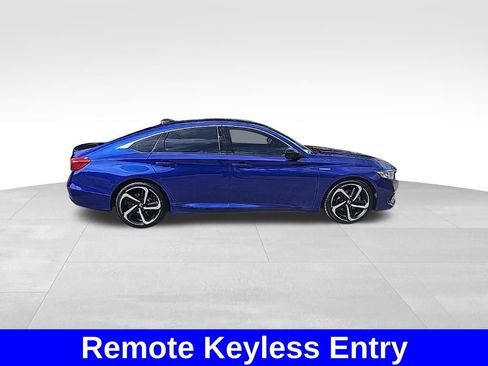 Used 2022 Honda Accord Sport image 4