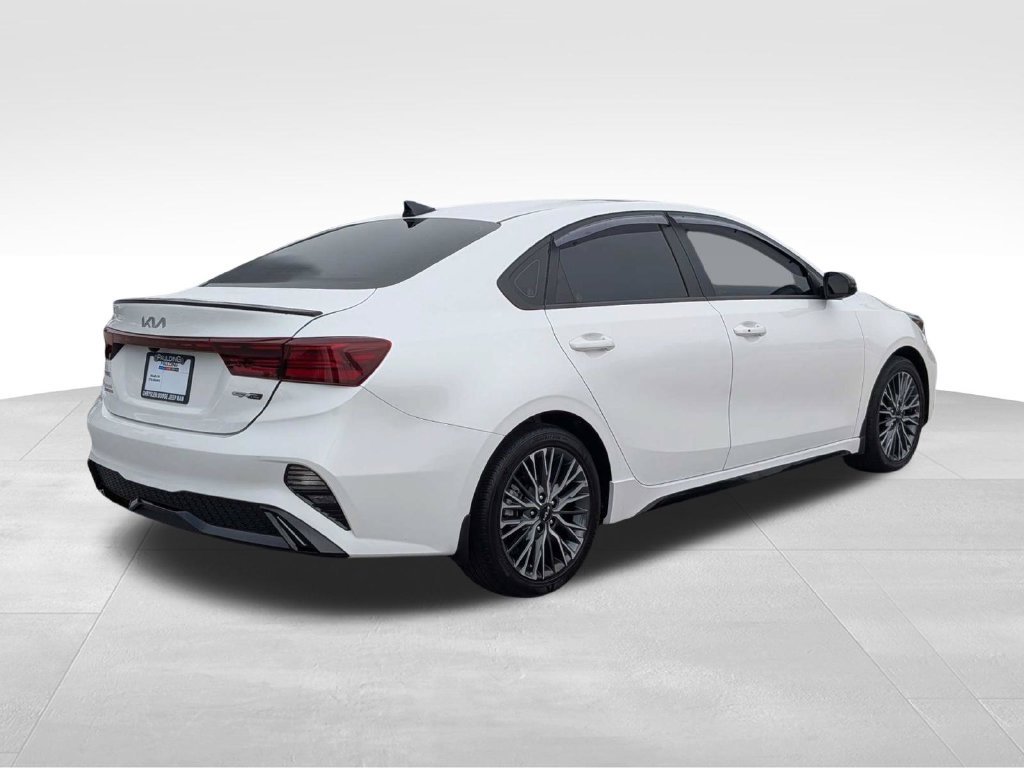 Used 2023 Kia Forte GT-Line FWD image 4