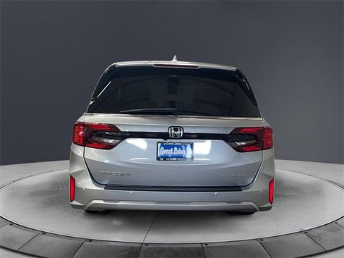 Certified 2025 Honda Odyssey Elite image 4