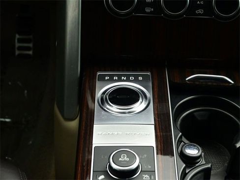 Used 2017 Land Rover Range Rover Supercharged image 8