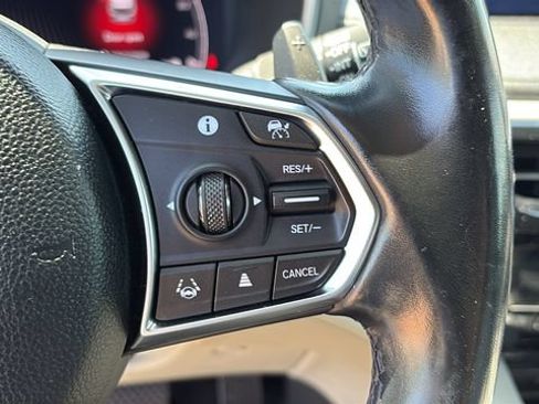 Used 2024 Acura MDX SH-AWD w/ Technology Package image 16