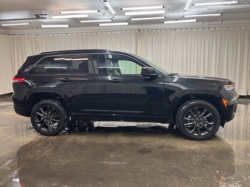 New 2026 Jeep Grand Cherokee Limited image 6