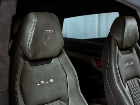 Used 2024 Lamborghini Urus S AWD/4WD image 26