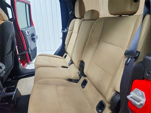 Used 2020 Jeep Gladiator Sport w/ Quick Order Package 24S image 29