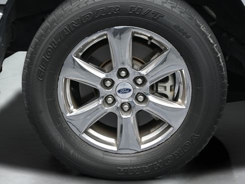 Used 2020 Ford F150 XLT w/ Equipment Group 302A Luxury RWD image 10