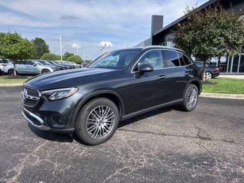 Certified 2026 Mercedes-Benz GLC 300 4MATIC image 5