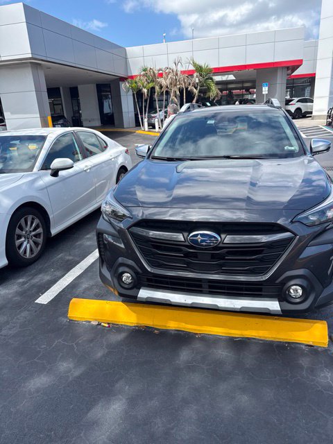 Used 2023 Subaru Outback Touring XT AWD/4WD image 2