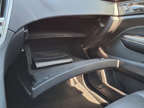 Used 2016 Cadillac SRX Luxury image 30