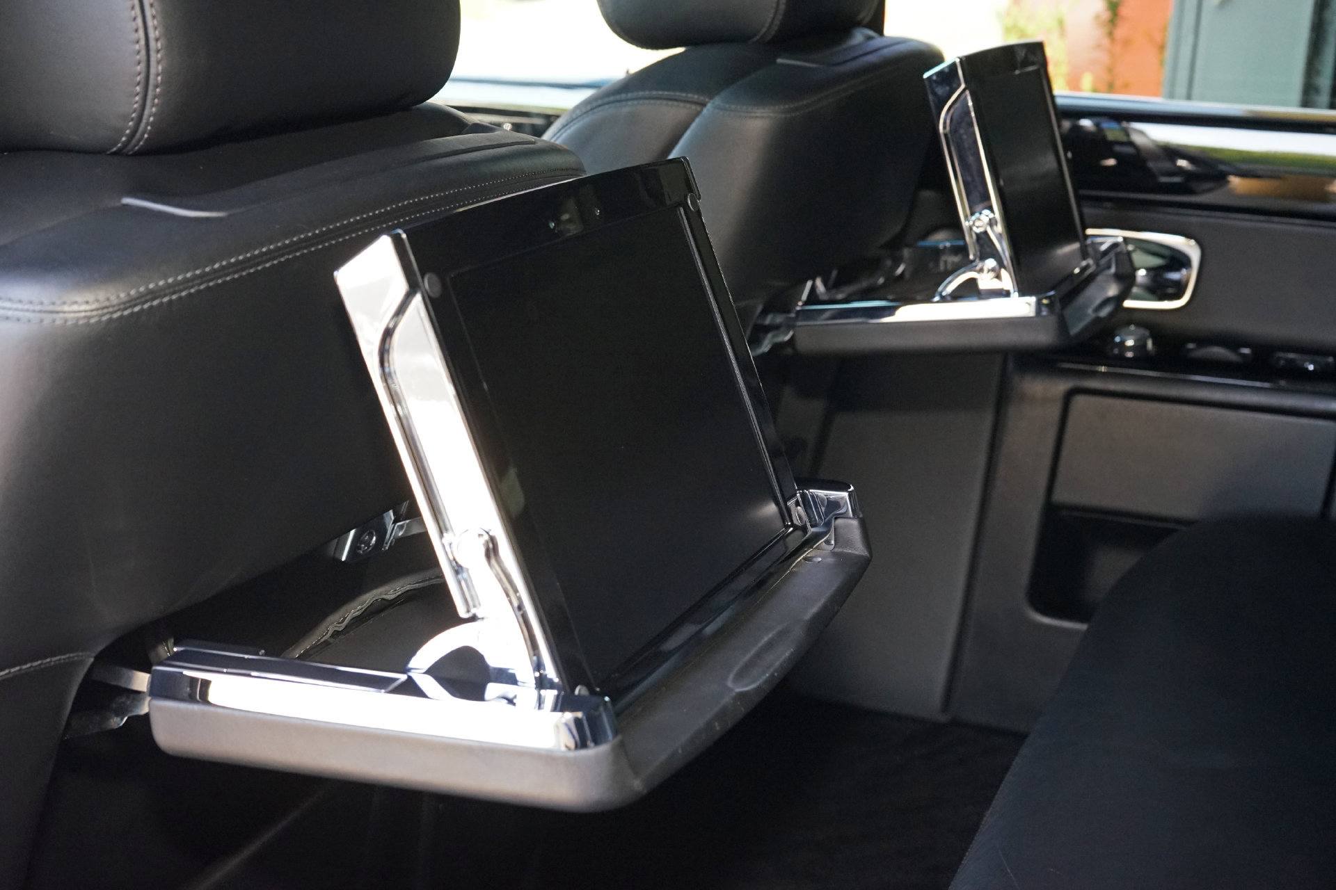 Used 2013 Rolls-Royce Phantom Sedan RWD image 27