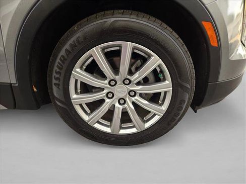 Used 2023 Cadillac XT4 Premium Luxury FWD image 22