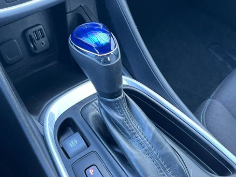 Used 2019 Chevrolet Volt LT image 24