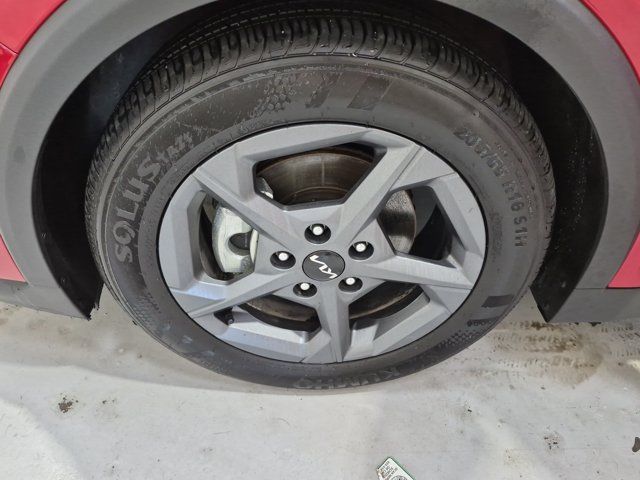 Certified 2025 Kia K4 FWD image 27