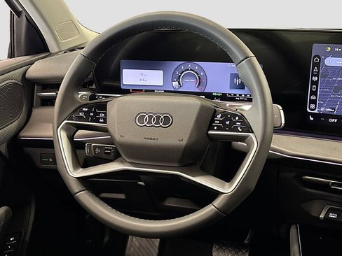 Used 2026 Audi Q3 quattro 2.0T AWD/4WD image 19