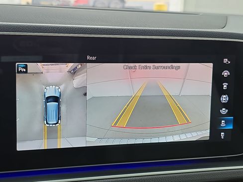 Certified 2022 Mercedes-Benz GLE 350 4MATIC w/ Premium Package image 23