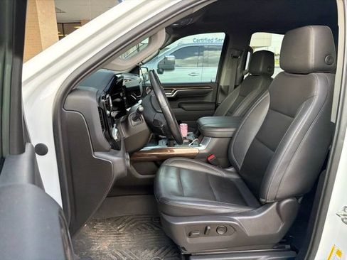 Used 2023 Chevrolet Silverado 1500 RST AWD/4WD image 10