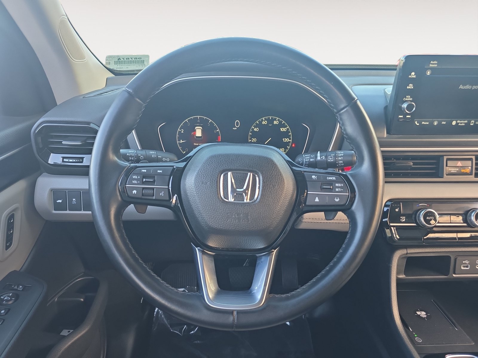 Used 2024 Honda Pilot EX-L image 12