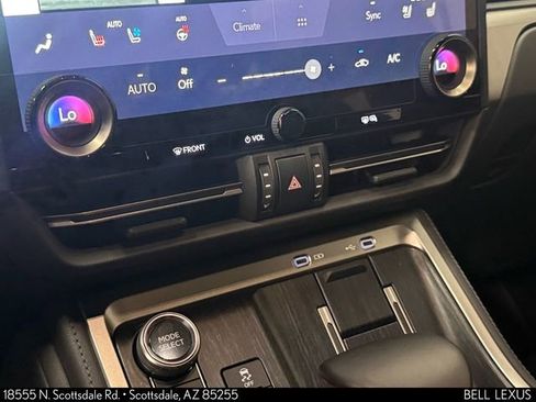 Used 2025 Lexus GX 550 image 22