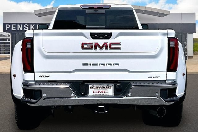 New 2026 GMC Sierra 3500 SLT w/ SLT Convenience Package AWD/4WD image 4