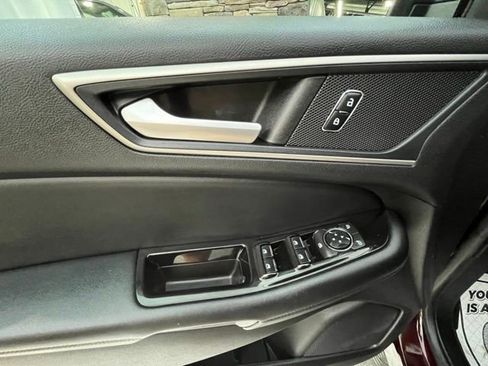 Used 2020 Ford Edge SEL w/ Convenience Package AWD/4WD image 32