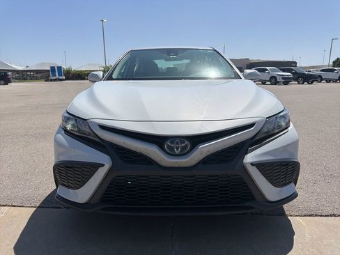 Used 2023 Toyota Camry SE FWD image 8