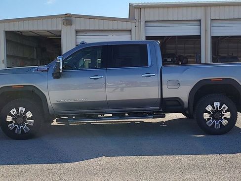 New 2025 GMC Sierra 2500 Denali w/ Denali Reserve Package image 5