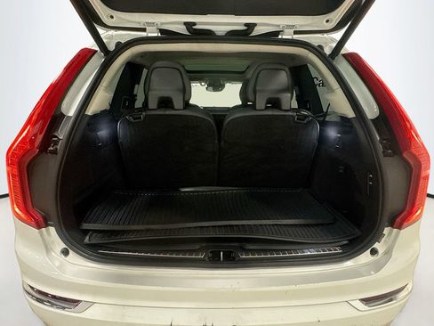 Used 2019 Volvo XC90 T6 Inscription image 32