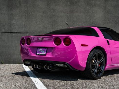 Used 2010 Chevrolet Corvette Coupe w/ 1LT image 43