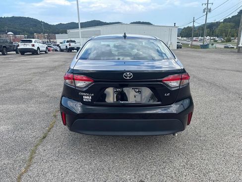 Used 2024 Toyota Corolla LE FWD image 4