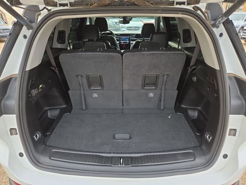 Used 2023 Jeep Grand Cherokee L Limited image 12