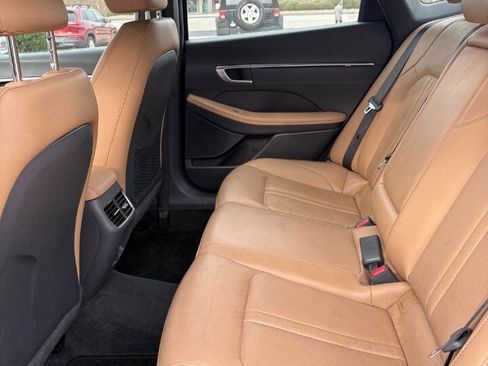 Used 2021 Hyundai Sonata Limited image 13
