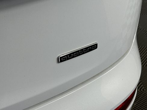 Certified 2023 Audi Q5 2.0T Premium w/ Convenience Package image 17