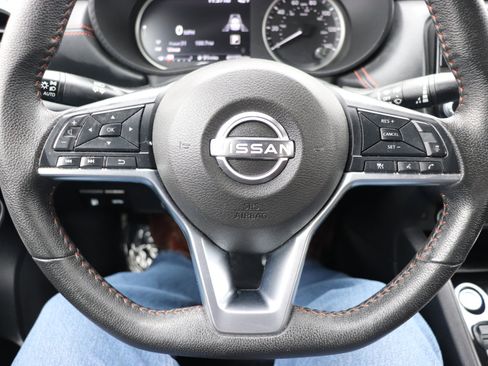 Used 2024 Nissan Versa SR image 26