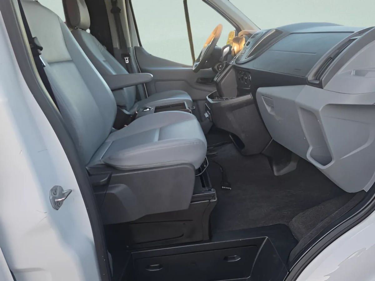 Used 2016 Ford Transit 350 148 Low Roof RWD image 40