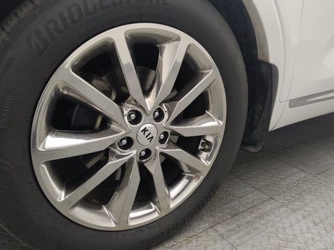 Used 2018 Kia Sorento SX FWD image 31