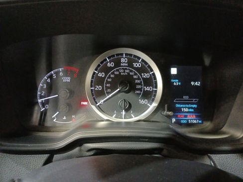 Used 2022 Toyota Corolla LE image 10