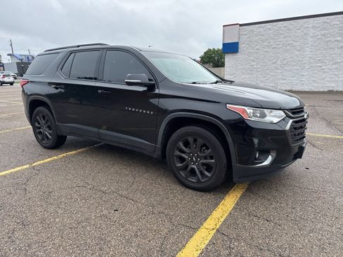 Used 2020 Chevrolet Traverse RS FWD image 17