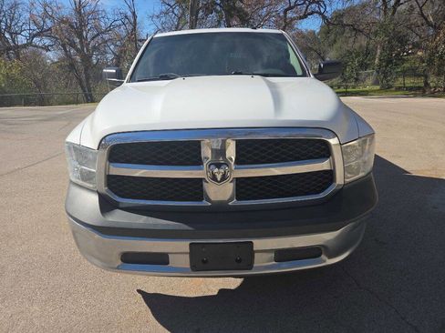 Used 2018 RAM 1500 Express RWD image 9