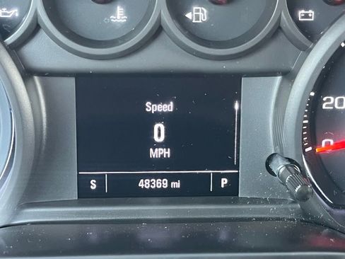 Used 2020 Chevrolet Silverado 1500 Custom w/ Custom Value Package image 31