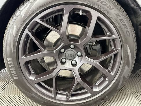 New 2026 Audi SQ7 Premium Plus image 32