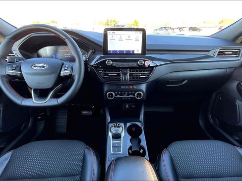 Used 2025 Ford Escape ST-Line Select image 15