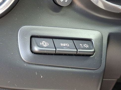 Used 2018 Chevrolet Camaro SS image 21